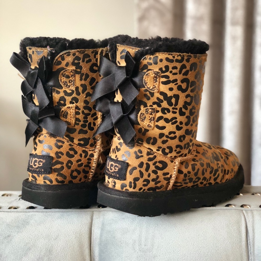UGG Boots Toddler Size 9